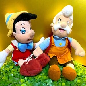 DISNEY EXCLUSIVE VTG 90s PINOCCHIO & GEPPETTO RETIRED BEAN BAG PLUSH
